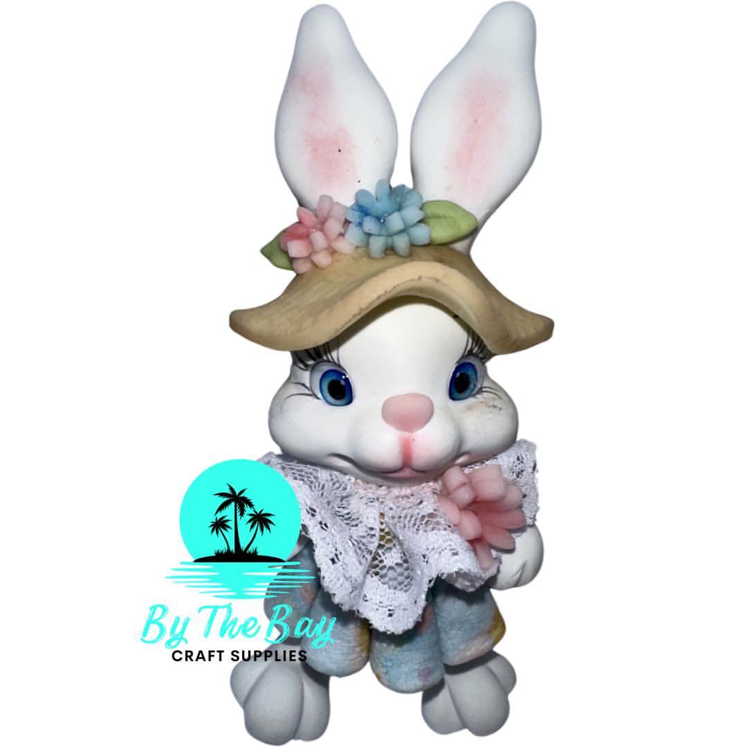 Girl Rabbit (approx. 11cm)