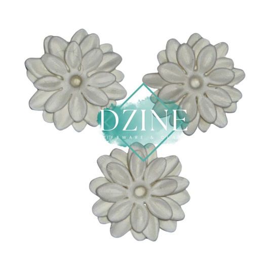White 2 layered flowers style 2 - lge 3 pk (3cm)